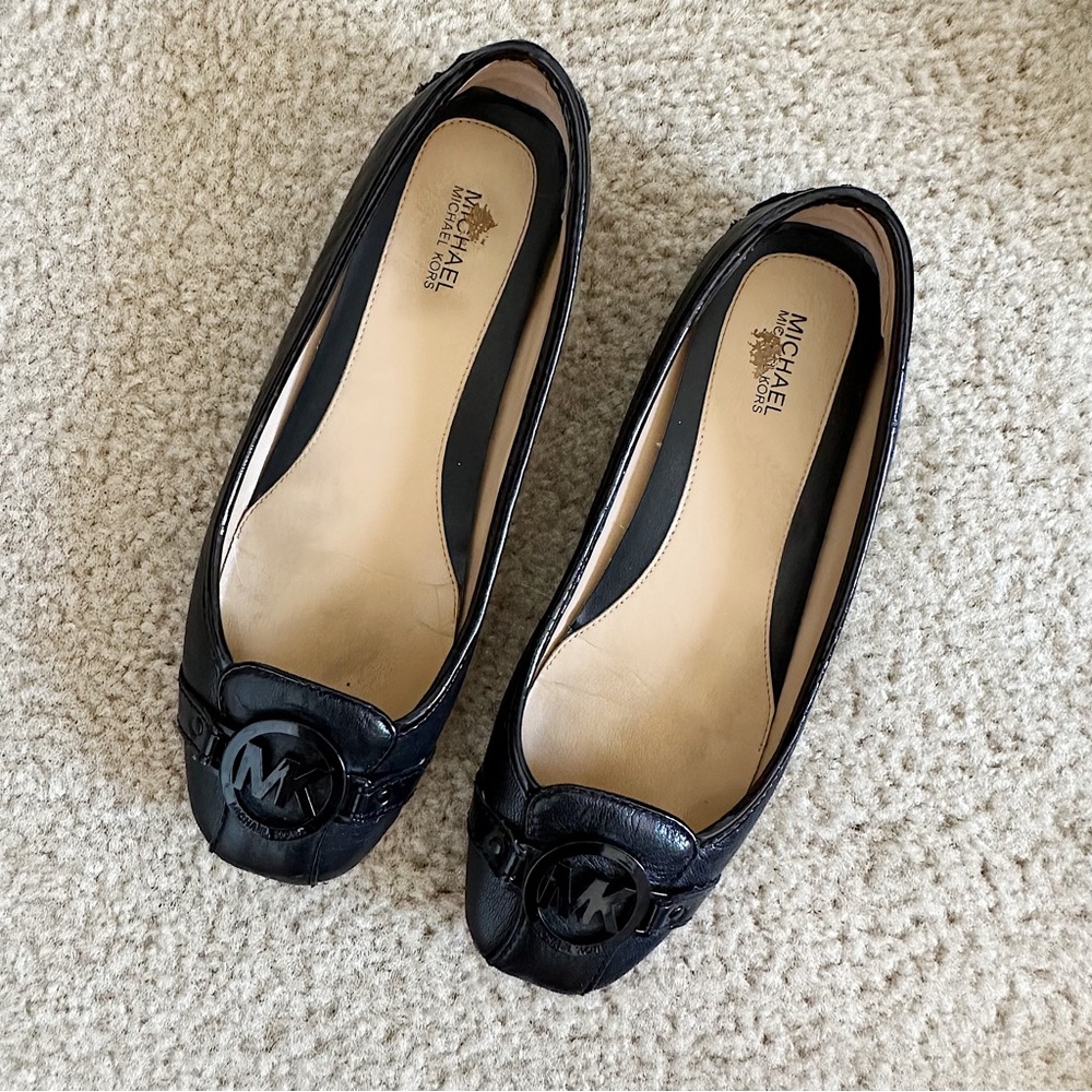 MICHAEL KORS FLATS